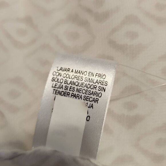 Merona Womens Scarf White with Gray Pink and Teal Design and Ball Fringe NWT - Picture 5 of 9